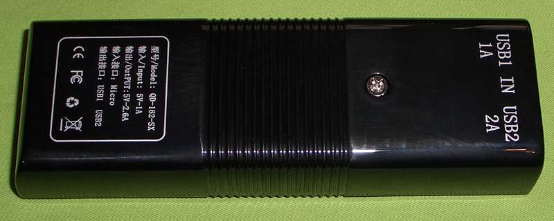 Универсальный аккумулятор накопитель на сменных аккумуляторах размера 18650