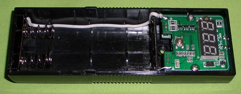Универсальный аккумулятор накопитель на сменных аккумуляторах размера 18650